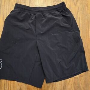 Lululemon Peloton pace breaker mens sz small shorts. Lined. Paint marks